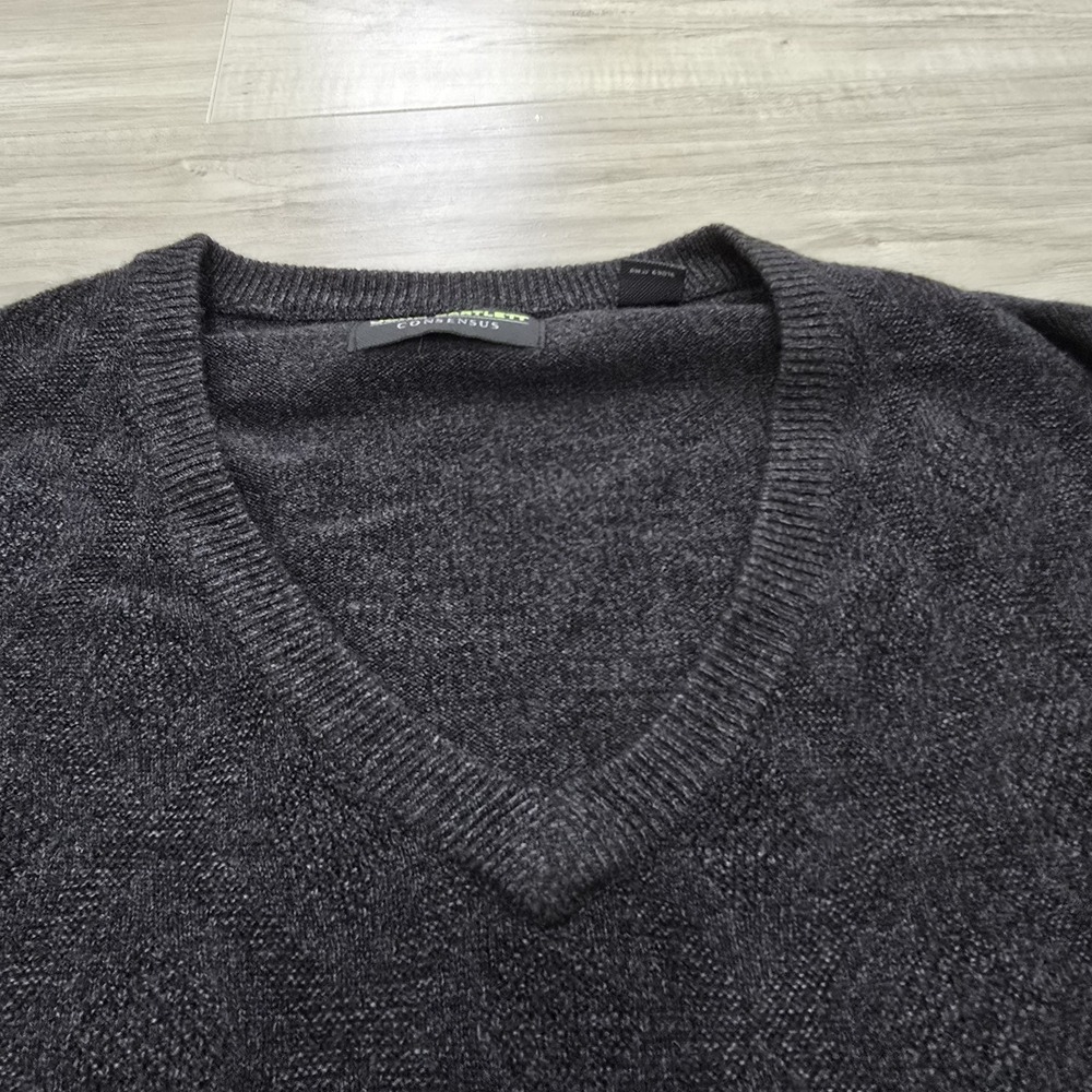 John Bartlett Consensus Sweater V Neck Pullover Gray Acrylic Mens Large - Picture 3 of 8